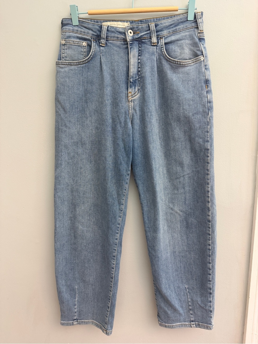Anthropologie Pilcro Ultra High-Rise Pleated Relaxed, Size 27